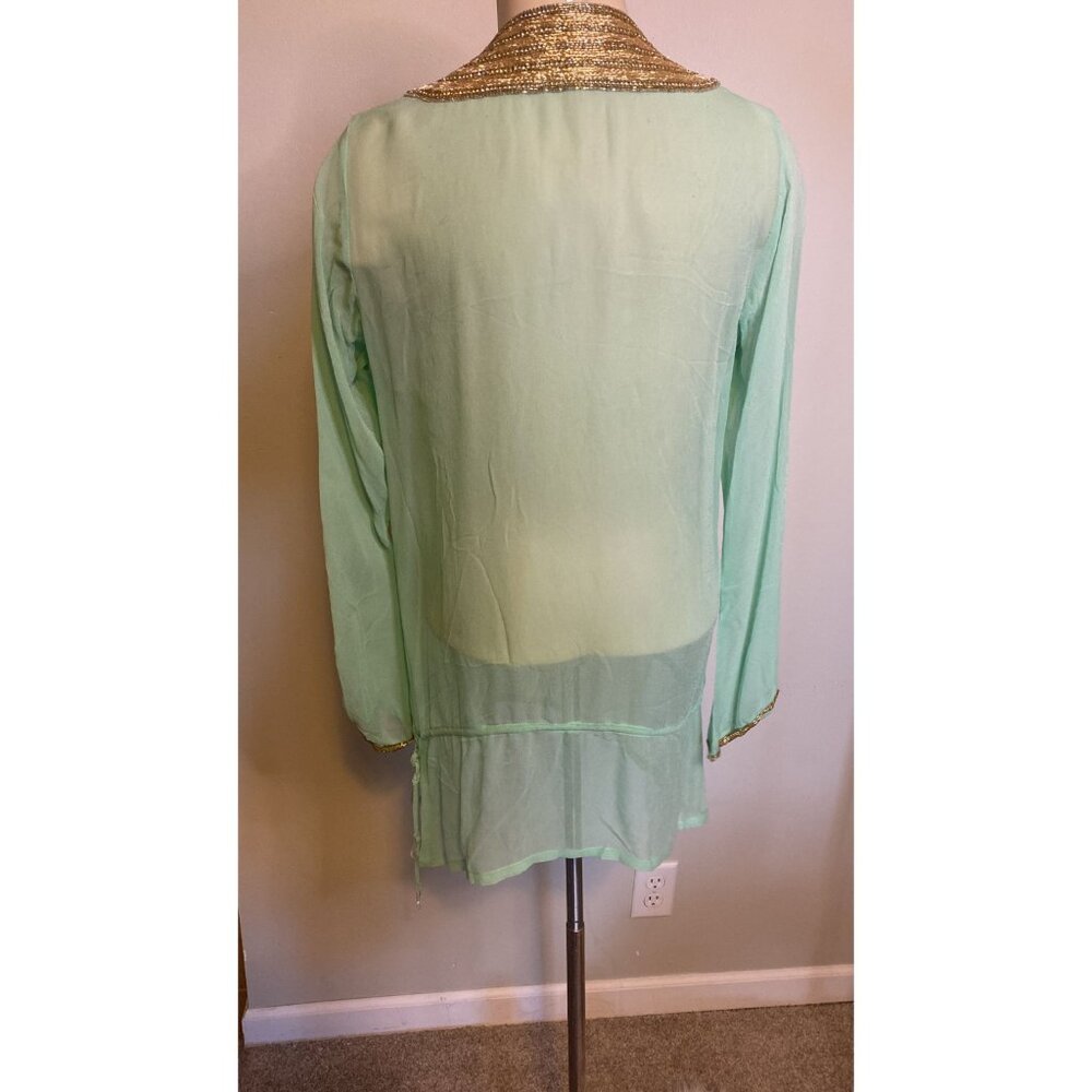 Kareena's mint tunic embroidered with gold jewels - Picture 6 of 9